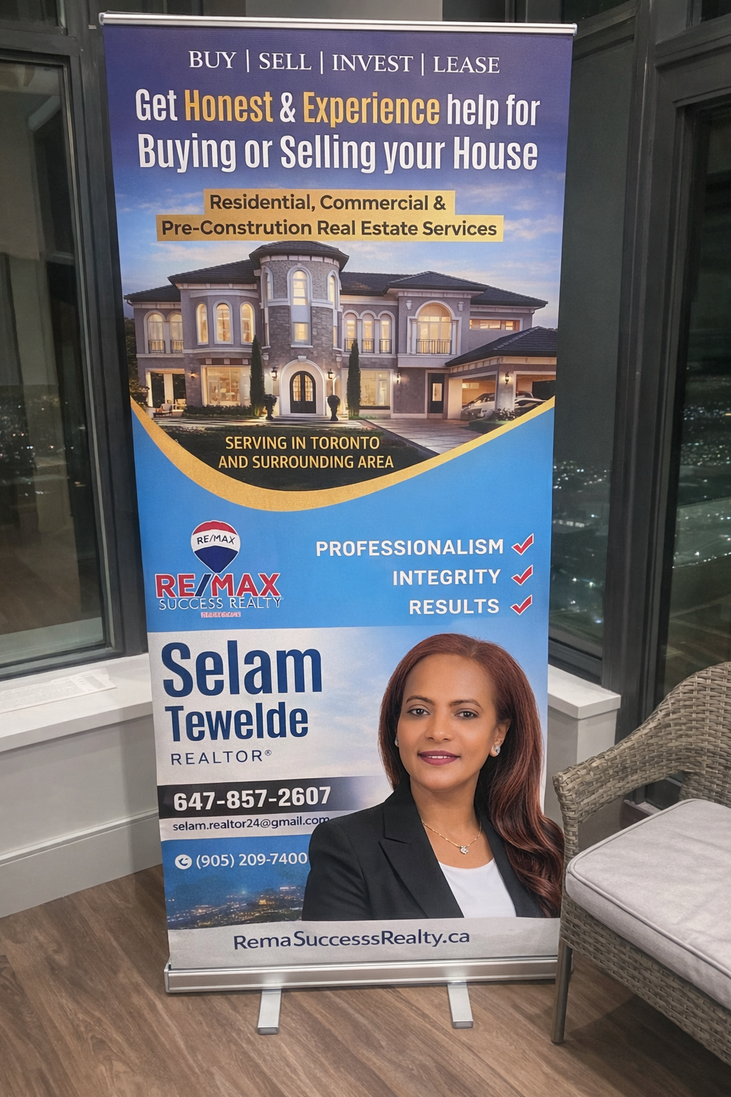 Selam Professional Standing Banner